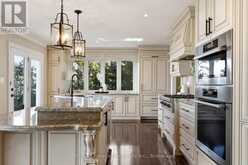 3346 LAKESHORE ROAD W | Oakville Ontario | Slide Image Eleven