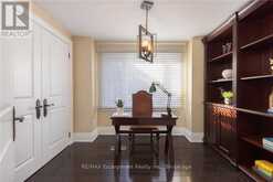 3346 LAKESHORE ROAD W | Oakville Ontario | Slide Image Nineteen