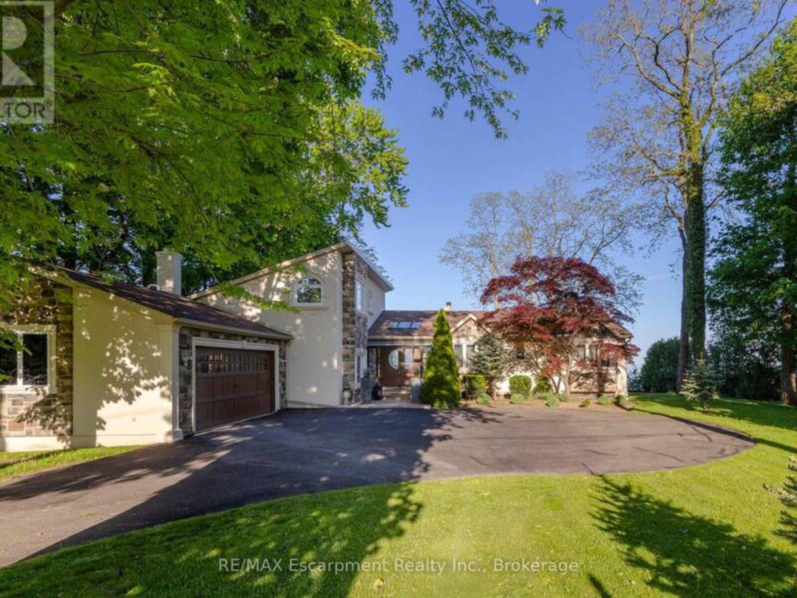 3346 LAKESHORE ROAD W, Oakville, Ontario L6L 6S6