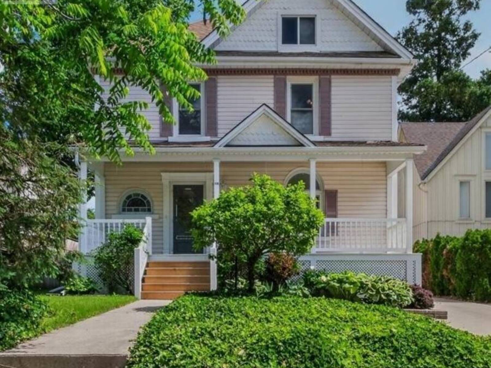 128 DOUGLAS STREET, Stratford, Ontario N5A 5P6