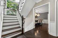 1 STONEBURY PLACE | Hamilton Ontario | Slide Image Ten