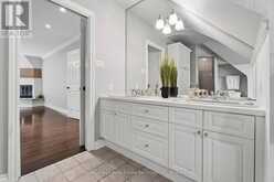 1 STONEBURY PLACE | Hamilton Ontario | Slide Image Thirty-three