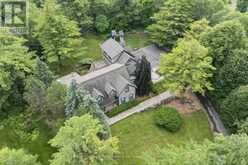 1 STONEBURY PLACE | Hamilton Ontario | Slide Image Four