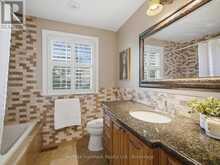153 CAIRNCROFT ROAD | Oakville Ontario | Slide Image Thirty-nine