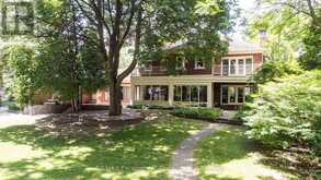 488 MACDONALD ROAD | Oakville Ontario | Slide Image Four