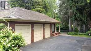 488 MACDONALD ROAD | Oakville Ontario | Slide Image Six