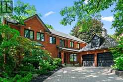 104 WHITTINGTON PLACE | Oakville Ontario | Slide Image One
