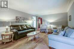215 BRIAR HILL CRESCENT | Ancaster Ontario | Slide Image Six