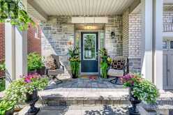 23 DIAMOND LEAF LANE | Halton Hills Ontario | Slide Image Three
