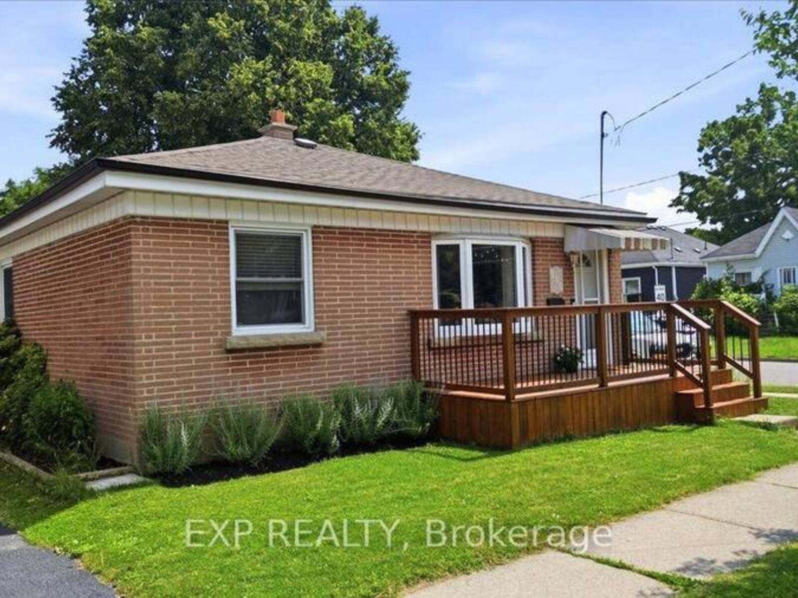 166 CATHARINE AVENUE, Brantford, Ontario N3T 1Y7