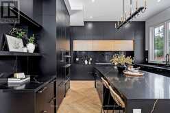 296 TUCK DRIVE | Burlington Ontario | Slide Image Sixteen