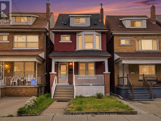 104 ROSSLYN AVENUE N Hamilton Ontario, L8L 7P4 - Multi-family Home For Sale