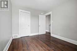 104 ROSSLYN AVENUE N | Hamilton Ontario | Slide Image Thirty-two