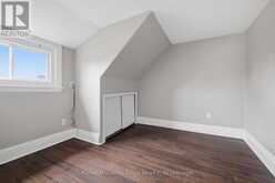 104 ROSSLYN AVENUE N | Hamilton Ontario | Slide Image Thirty-nine