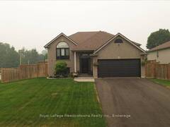 15 SHARPE STREET Paris Ontario, N3L 4C6