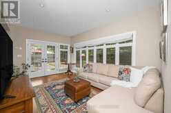 285 SURREY DRIVE | Oakville Ontario | Slide Image Sixteen