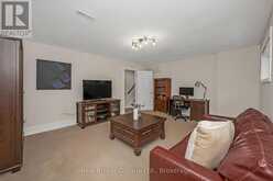 285 SURREY DRIVE | Oakville Ontario | Slide Image Twenty