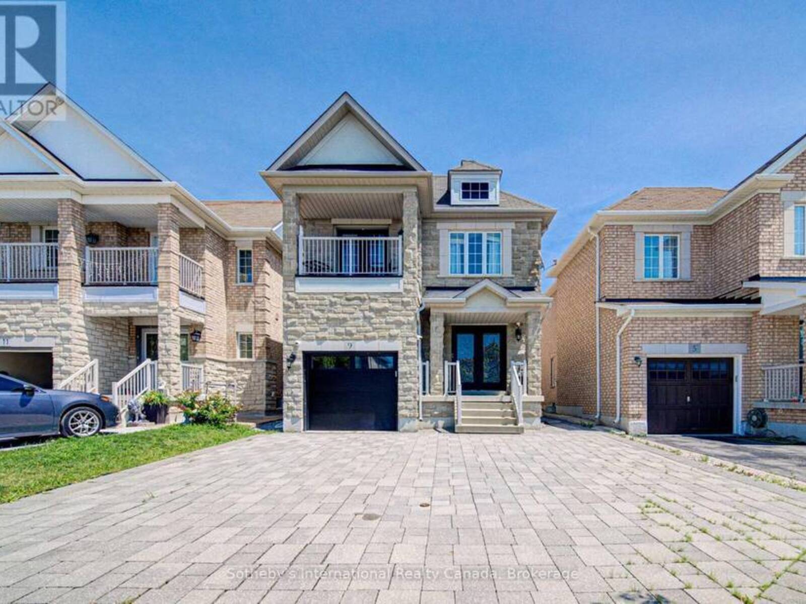 9 AIDAN DRIVE, Vaughan, Ontario L4H 0T5