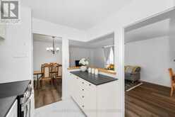 1501 - 975 WARWICK COURT | Burlington Ontario | Slide Image Twelve