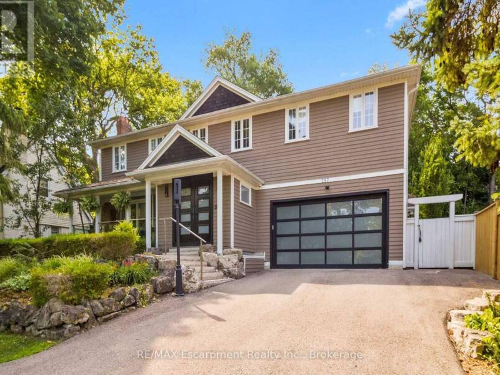 287 MACDONALD ROAD, Oakville, Ontario L6J 2A6