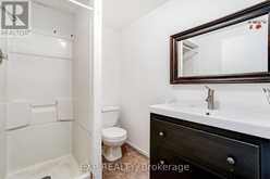 208 WEST 19TH STREET | Hamilton Ontario | Slide Image Thirty