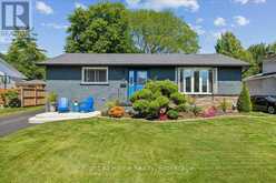 275 KENT CRESCENT | Burlington Ontario | Slide Image Four