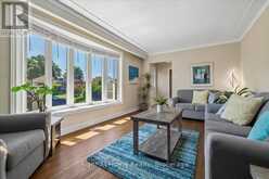 275 KENT CRESCENT | Burlington Ontario | Slide Image Nine