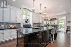 379 RIVER SIDE DRIVE | Oakville Ontario | Slide Image Eleven