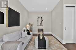 14 - 10 MAPLE GROVE DRIVE | Oakville Ontario | Slide Image Twenty-seven