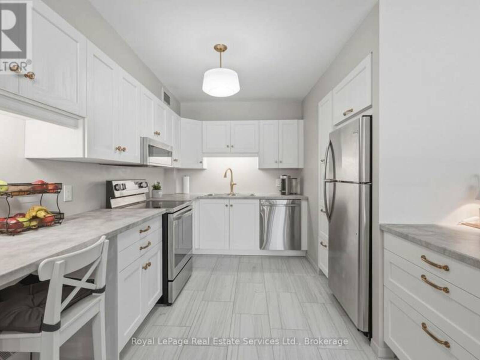 102 - 15 TOWERING HEIGHTS BOULEVARD, St. Catharines, Ontario L2T 3G7