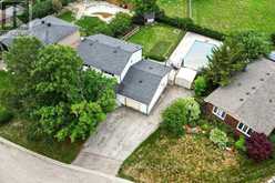 85 WATERFORD DRIVE | Erin Ontario | Slide Image Four