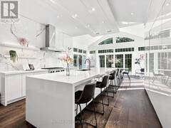 2076 GLENFOREST CRESCENT Oakville Ontario, L6J 2G4
