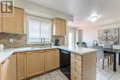 166 PANTON TRAIL | Milton Ontario | Slide Image Thirteen