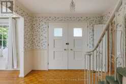 174 CLAXTON DRIVE | Oakville Ontario | Slide Image Three