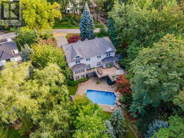 235 LAKEWOOD DRIVE Oakville Ontario, L6K 1B3 - 5 Bedrooms Home For Sale
