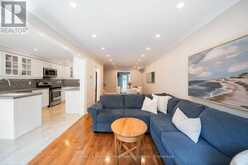 339 RAVINEVIEW WAY | Oakville Ontario | Slide Image Eleven