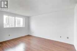 611 - 5 WELDRICK ROAD W | Richmond Hill Ontario | Slide Image Seventeen