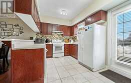 409 - 4006 KILMER DRIVE | Burlington Ontario | Slide Image Eleven