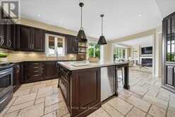 2350 VALLEYRIDGE DRIVE | Oakville Ontario | Slide Image Thirteen