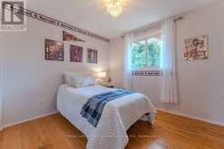 668 MACLAREN DRIVE | Burlington Ontario | Slide Image Sixteen