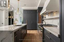 44 THIRTEENTH STREET | Toronto Ontario | Slide Image Nine