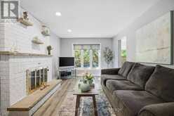 1245 CREEKSIDE DRIVE | Oakville Ontario | Slide Image Twelve