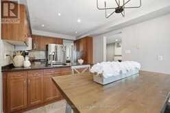 1245 CREEKSIDE DRIVE | Oakville Ontario | Slide Image Eight