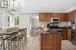 1245 CREEKSIDE DRIVE | Oakville Ontario | Slide Image Nine