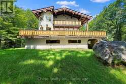 878 DEER LAKE Road | Huntsville Ontario | Slide Image Six