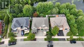 3071 ROTARY WAY E | Burlington Ontario | Slide Image Thirty-three