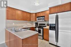 3071 ROTARY WAY E | Burlington Ontario | Slide Image Eight