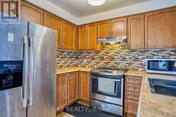 61 MAYLAND TRAIL | Hamilton Ontario | Slide Image Twelve