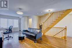 61 MAYLAND TRAIL | Hamilton Ontario | Slide Image Seventeen
