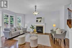 2241 ADIRONDAK TRAIL | Oakville Ontario | Slide Image Twelve